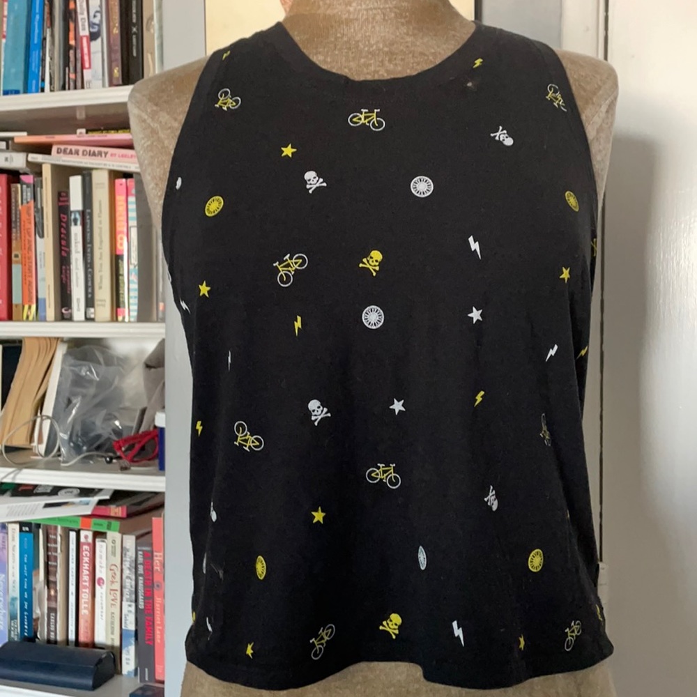 Small never worn soul cycle tank